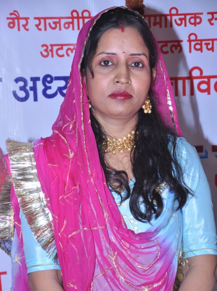 श्रीमती हेमलता कंवर